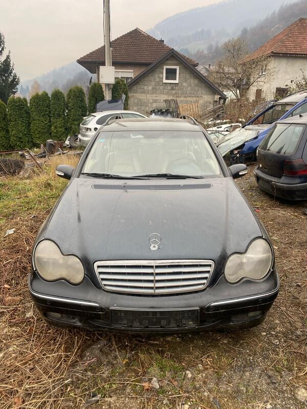Mercedes Benz - C 220
