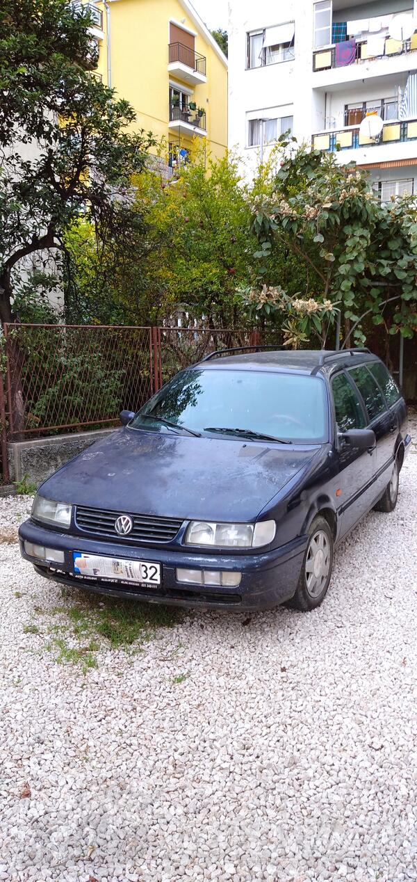 Volkswagen - Passat - 1.9TDI