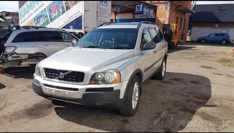 U djelovima Volvo - XC 90 t