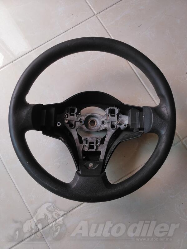 Volan za Yaris god. 2008