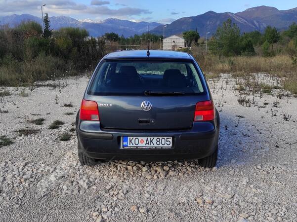 Volkswagen Golf 4 1.4 16v Cijena 1600 Montenegro Kotor