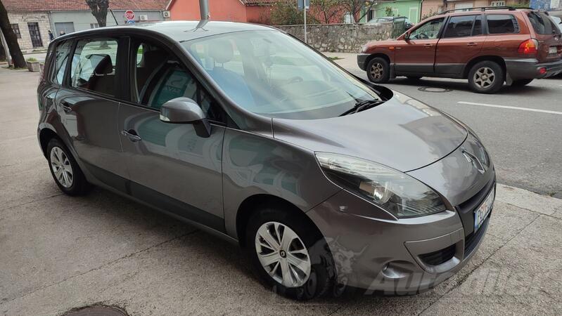 Renault - Scenic - 1.5 dci