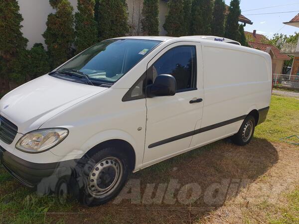 Mercedes Benz - vito 111