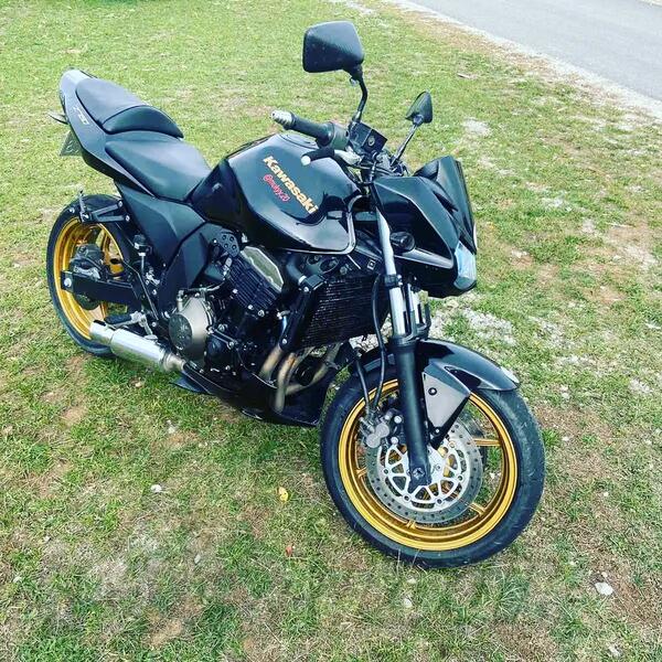 Kawasaki - Z 750