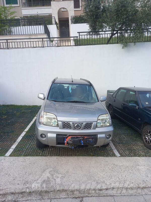 Nissan - X-Trail - 2.2