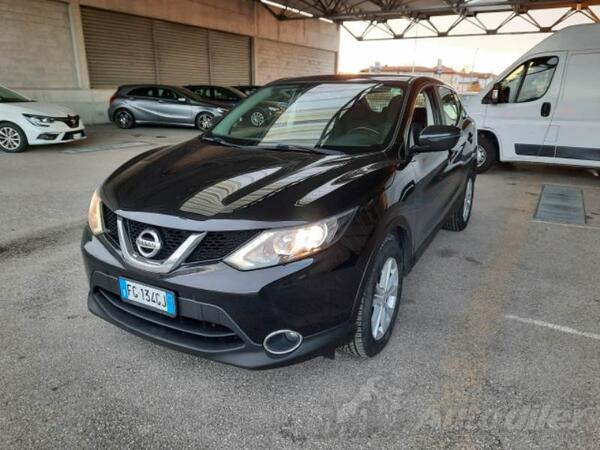 Nissan - Qashqai - 1.6 automatik