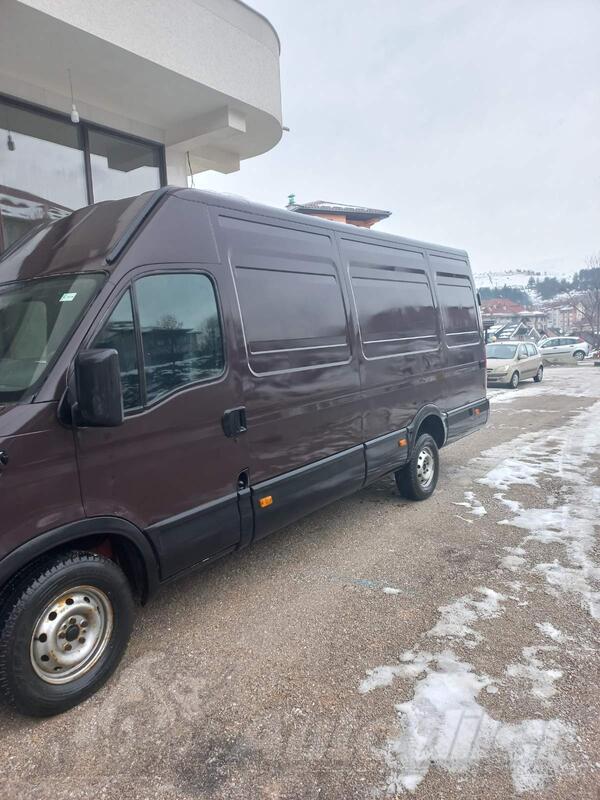 Iveco - Daily 35 13S