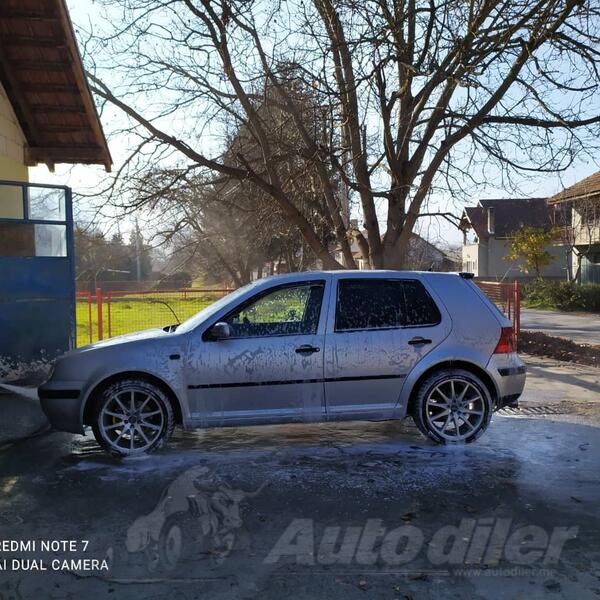Volkswagen - Golf 4 - 1.9 TDI