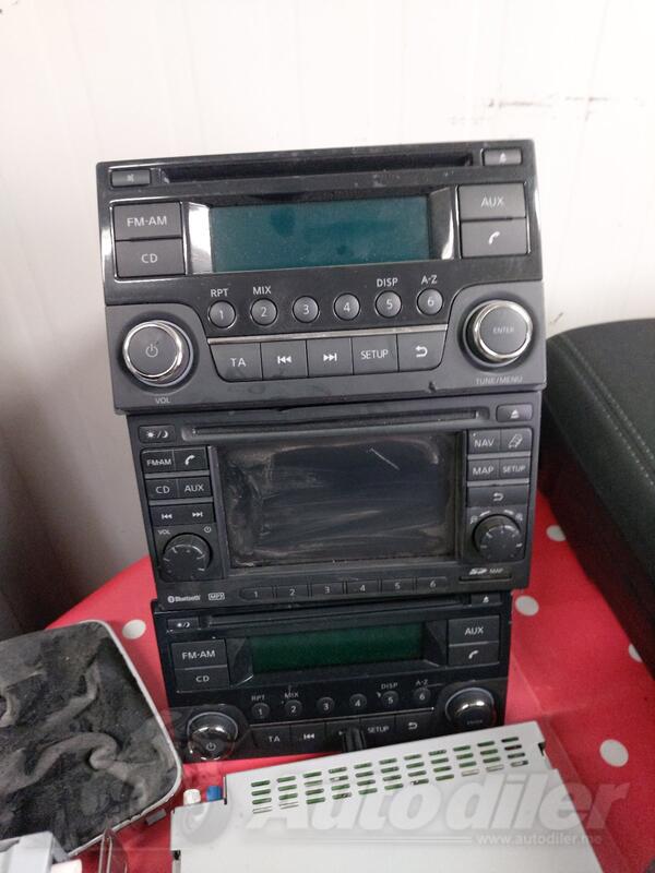 CD / DVD / MC / Radio player