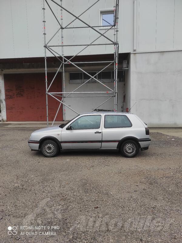 Volkswagen - Golf 3 - 1.6