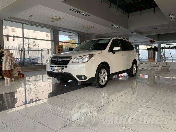 Subaru - Forester - 2.0i-s