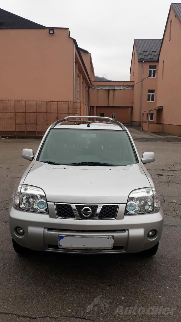 Nissan - X-Trail - 2.2 DCI