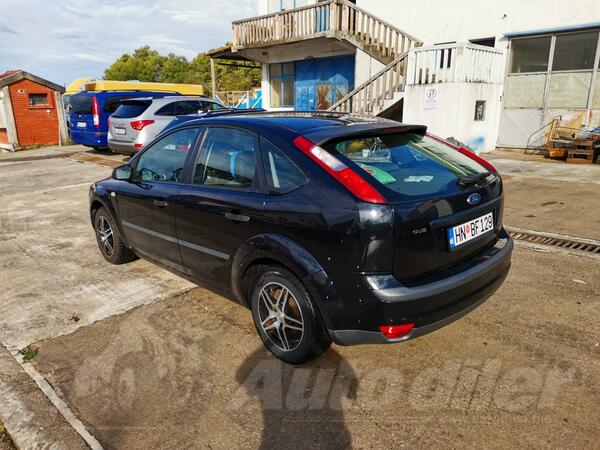 Ford - Focus - 1.4 i