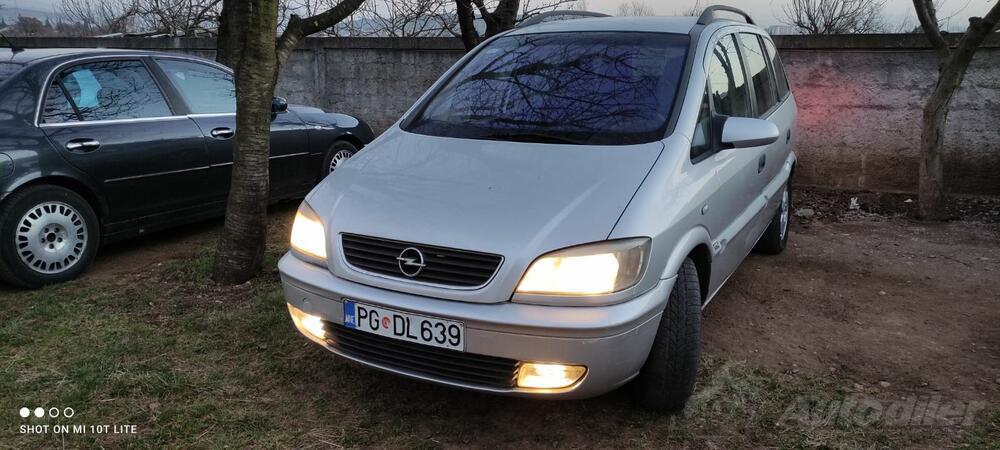 Opel - Zafira - 1.8 benz + sekvent