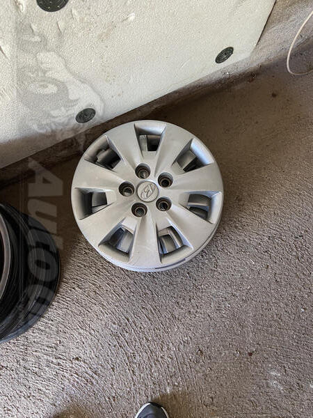 Ratkapne Hyundai - i30    - 15" - 4 kom.