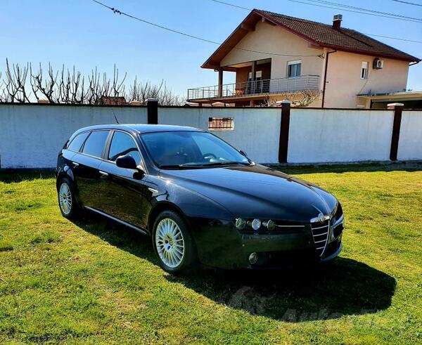 Alfa Romeo - 159 - 2.4 JTD-m
