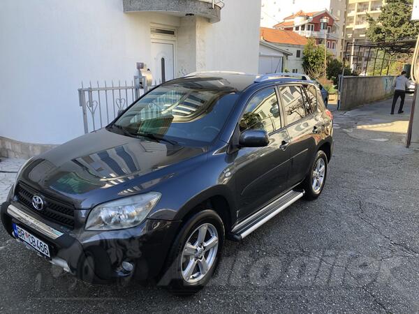 Toyota - RAV 4 - 2.2 D-4D LIMITED