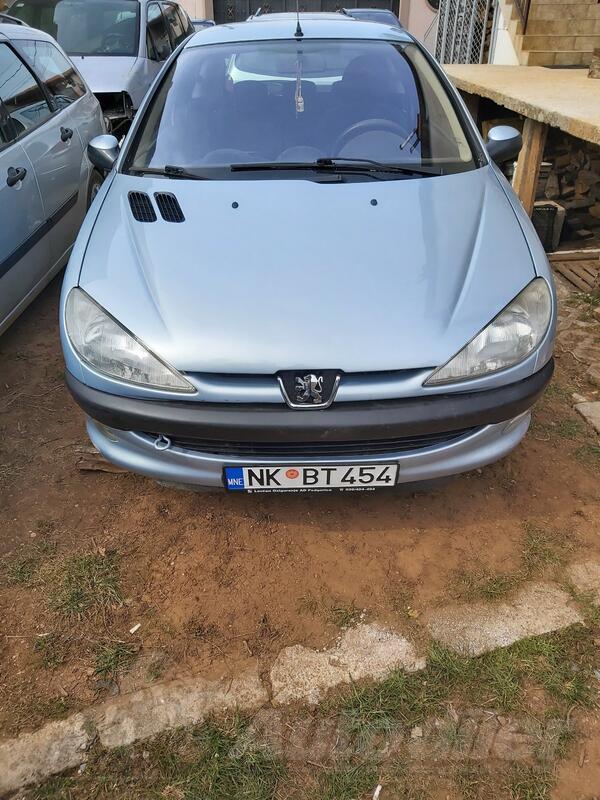U djelovima Peugeot - 206 U DJELOVIMA
