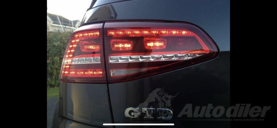 Oba stop svjetla za Volkswagen - Golf 7    - 2013