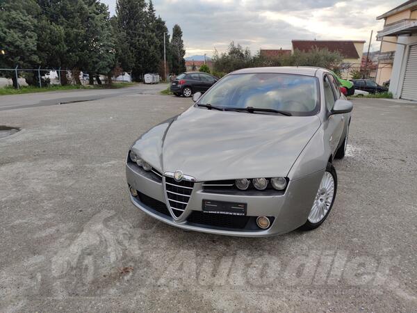 Alfa Romeo - 159 - Q-Tronic