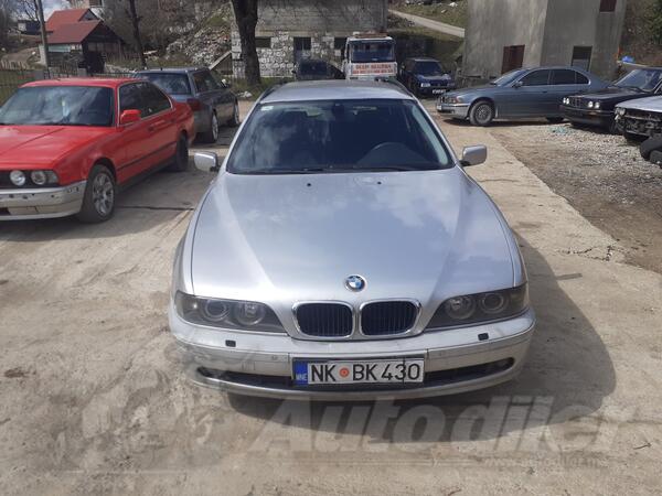 BMW - 525 - d