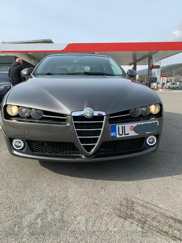 Alfa Romeo - 159 - 1.9