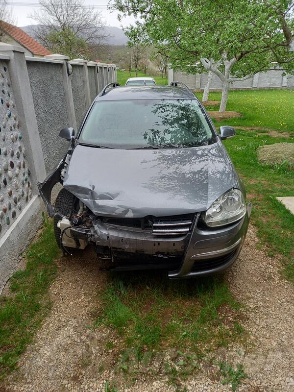 Volkswagen - Golf 5 - 1.9 TDI