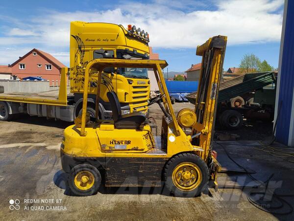 Hyster - 33