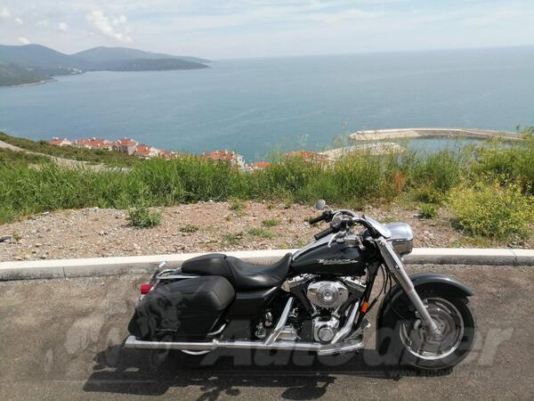 Harley-Davidson - ROAD KING