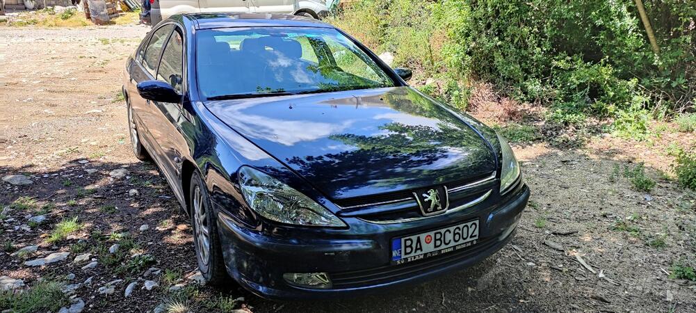 Peugeot - 607