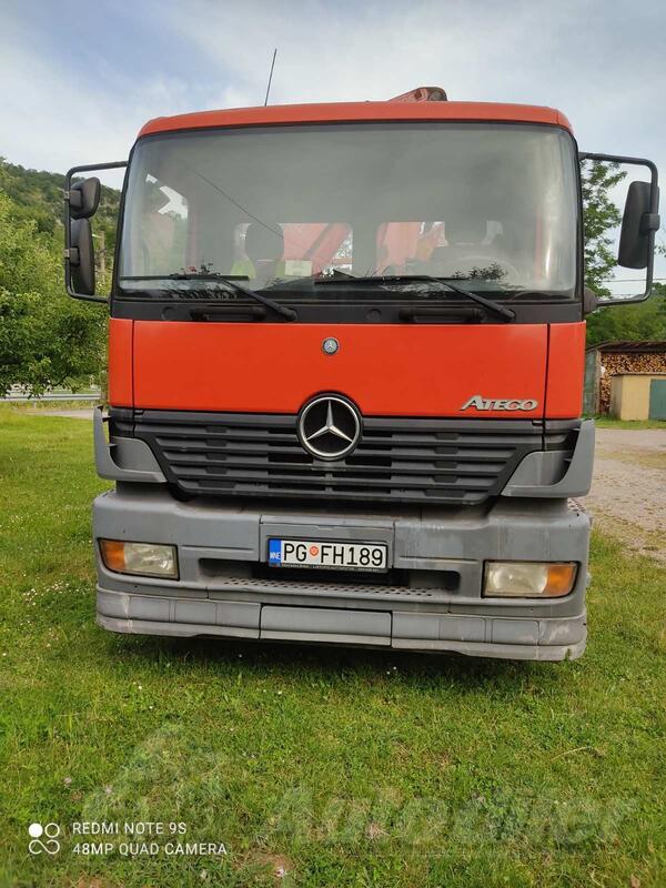 Mercedes Benz - 1828