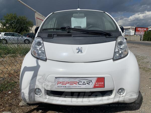 Peugeot - iOn - Elektric