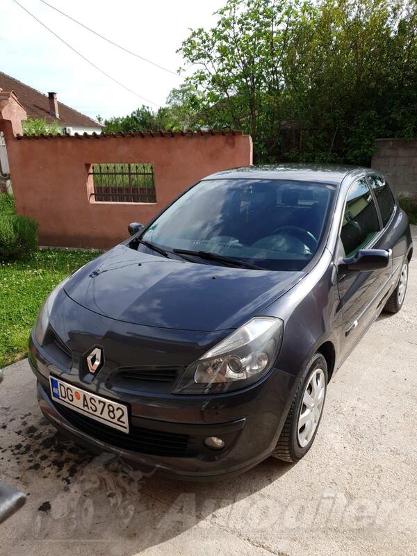 Renault - Clio - 1.5Dci