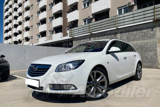 Opel - Insignia - 2.0 CDTI Karavan 4x4