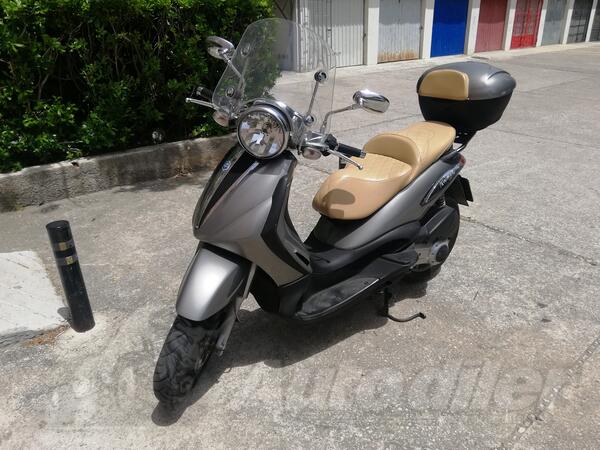 Piaggio - Beverly 250 Sport - Cijena 1900 € - Crna Gora Herceg