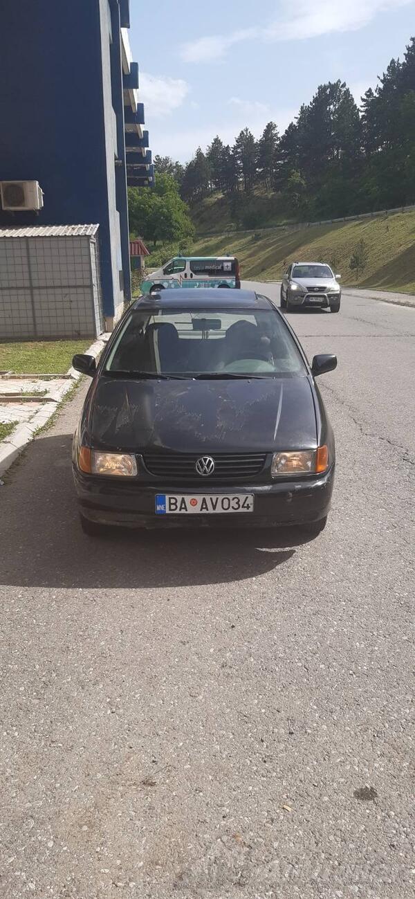 Volkswagen - Polo - CL