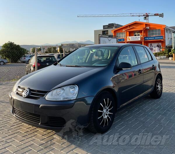 Volkswagen - Golf 5 - 1.9
