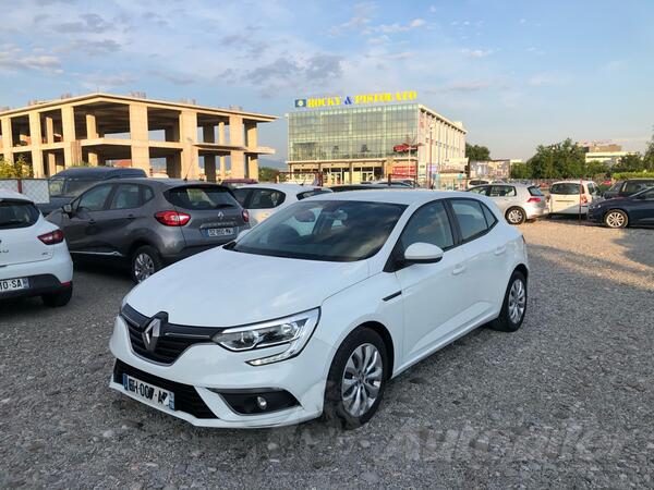 Renault - Megane