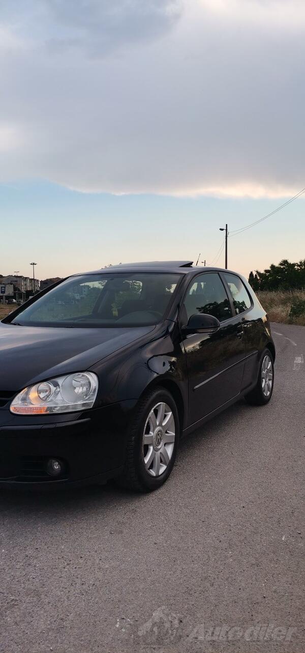 Volkswagen - Golf 5 - 2.0 tdi