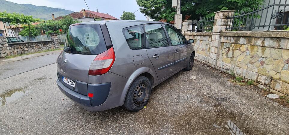 Renault - Grand Scenic - cl