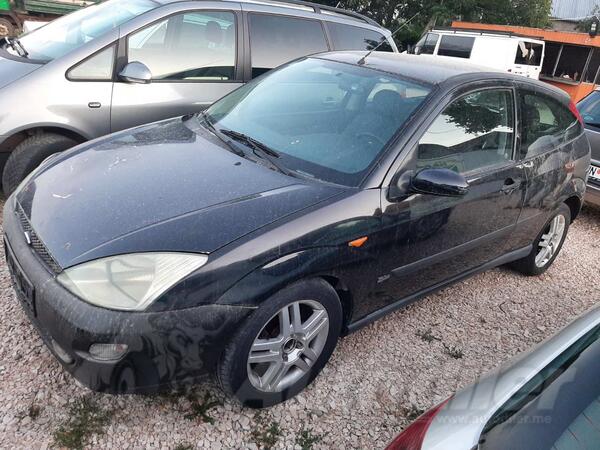 Ford - Focus - 1.6 benz