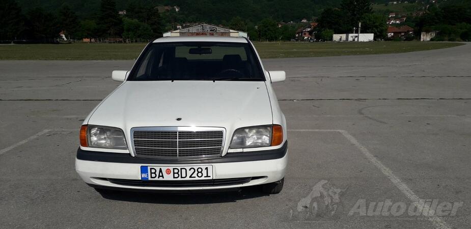 Mercedes Benz - C 220