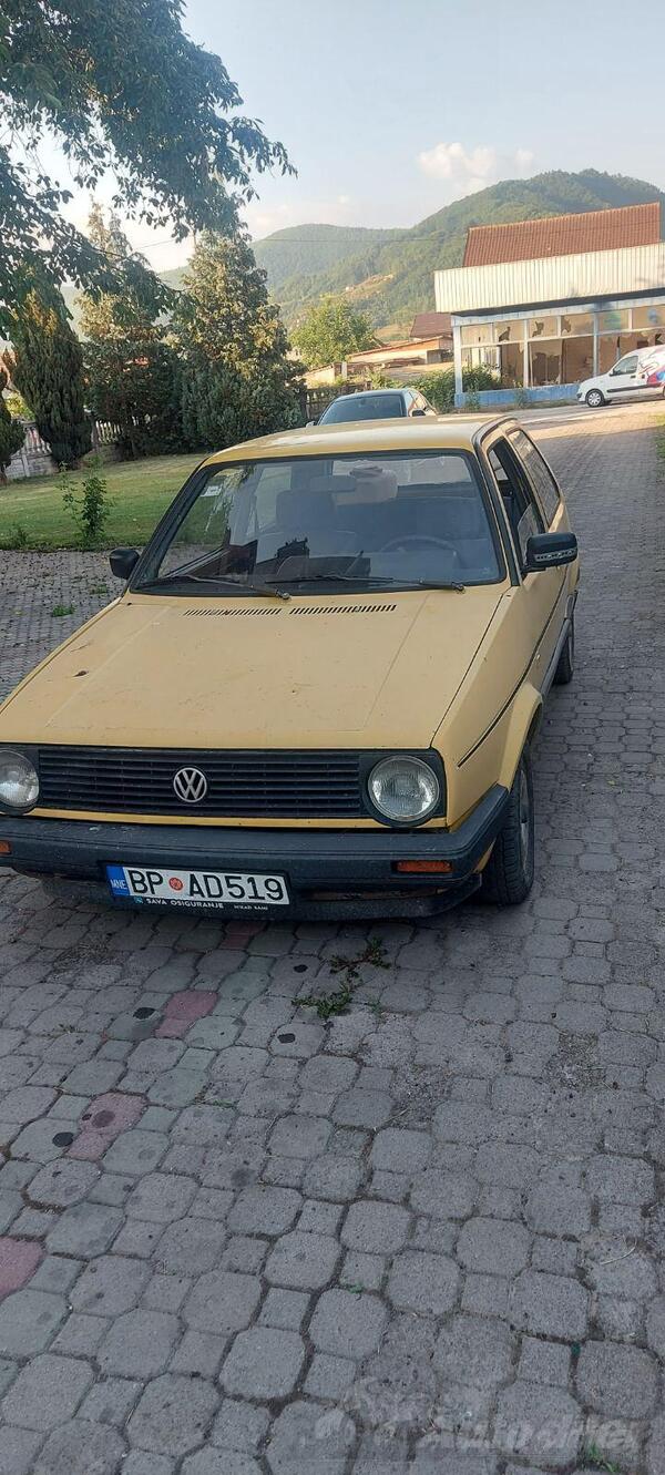Volkswagen - Golf 2
