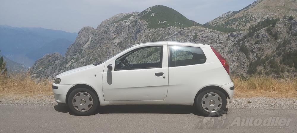 Fiat - Punto - 1.9 Jtd