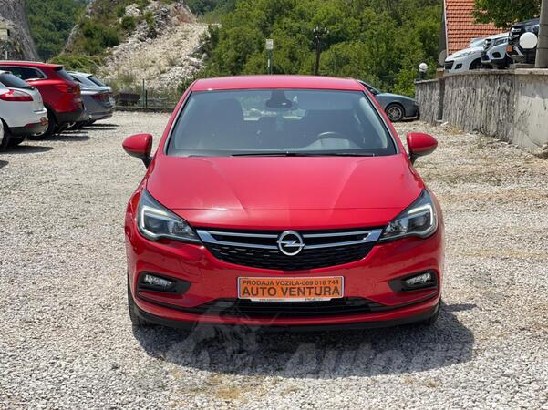 Opel - Astra - 10.2018.g
