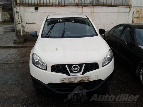 U djelovima Nissan - Qashqai 1.5dci