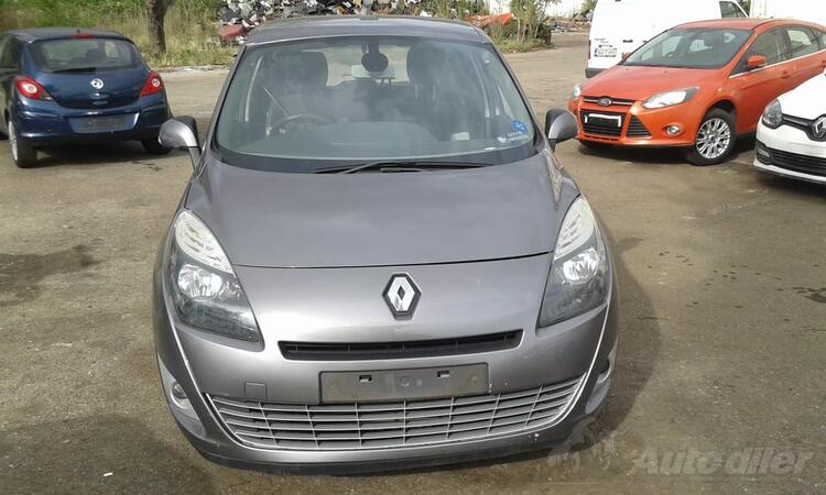U djelovima Renault - Scenic 1.9 dci