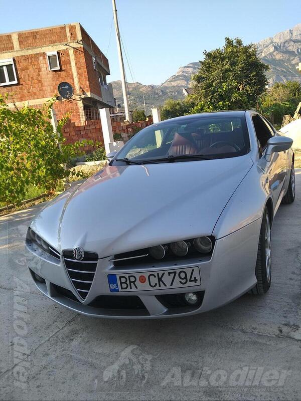 Alfa Romeo - Brera