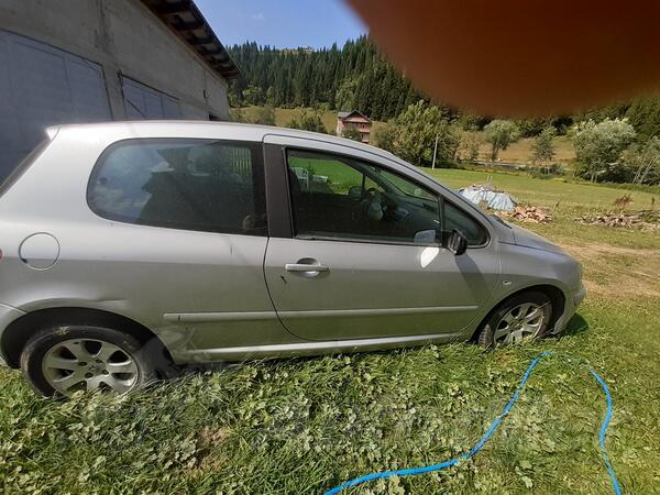 Peugeot - 307 hdi in parts