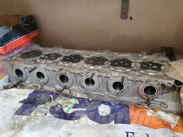 Glava motora za BMW - 330    - 2009-2015